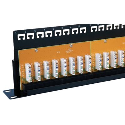 SOLARIX patch panel, CAT6, 24 x RJ45 , UTP, s vyvazovací lištou, černý, 1U
