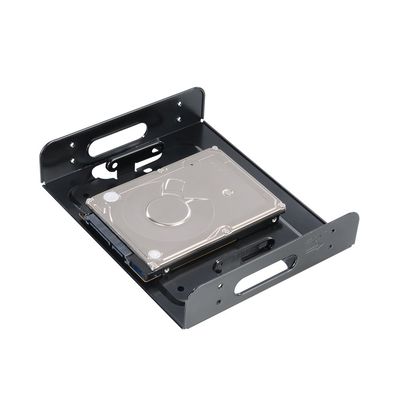 AKASA AK-HDA-01 adaptér SSD a HDD disky 2,5 nebo 3,5 na 5,25