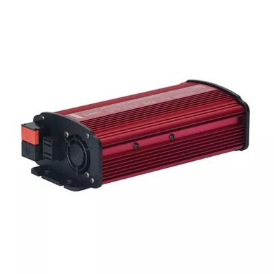 Geti měnič napětí GPI 612 12V/230V 600W USB