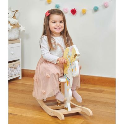 Le Toy Van Petilou Dřevěný houpací jednorožec