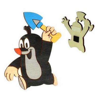 DoDo Dřevěná dekorační magnetka Krtek s lopatkou 2