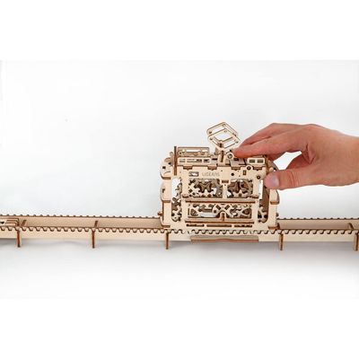 Ugears 3D dřevěné mechanické puzzle Kabinová lanovka s tratí