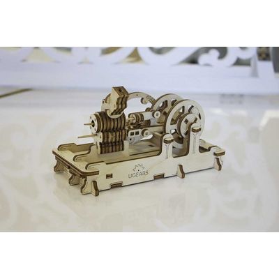 Ugears 3D dřevěné mechanické puzzle Motor