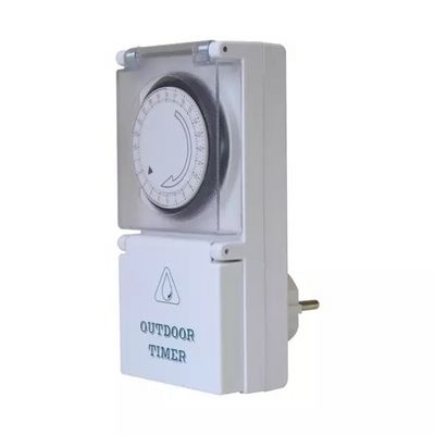 Geti spínací zásuvka MF4 mechanická denní