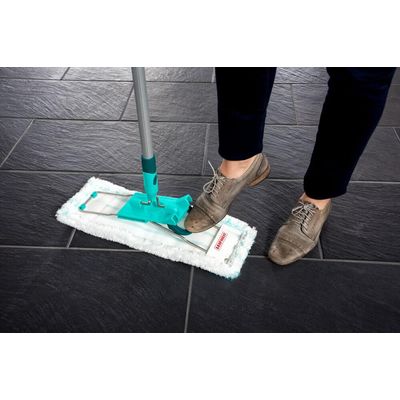Leifheit 55023 Podlahový mop s teleskopickou tyčí Cotton Plus Profi
