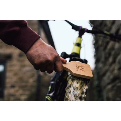 PEATYS TYRE BRUSH
