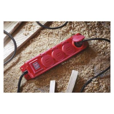 Prodlužovací kabel 3m / 4 zásuvky / s vypínačem / černo-červený / guma-neopren / 1,5mm2