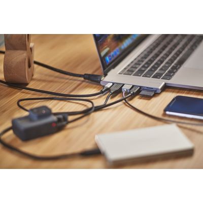 Epico USB-C HUB PRO - silver