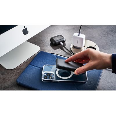 Epico 5000mAh powerbanka s podporou uchycení MagSafe - černá
