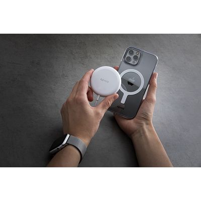 Epico bezdrátová nabíječka s podporou uchycení MagSafe a s adaptérem v balení - bílá