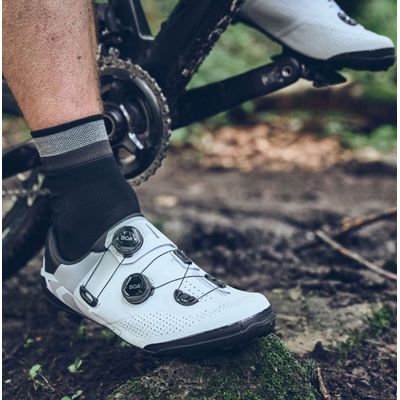 SHIMANO tretry MTB SH-XC702, černá, vel.42