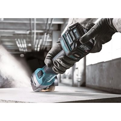 Makita GA005GM201