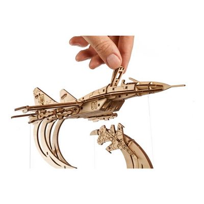 Ugears 3D dřevěné mechanické puzzle The Ghost of Kyiv