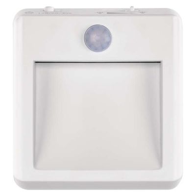 LED noční světlo P3319 s pohybovým čidlem do zásuvky