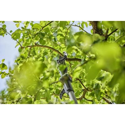 Gardena 14774-55 akumulátorové teleskopické vyvětvovací nůžkyEasyCut 250/18V P4A bez akumulátoru