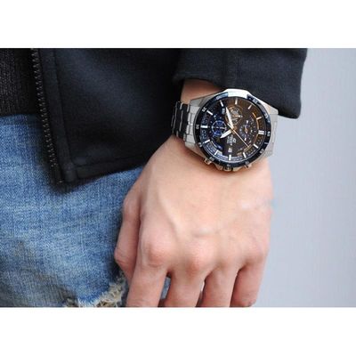 Casio EFR-556DB-2A Pánské náramkové hodinky