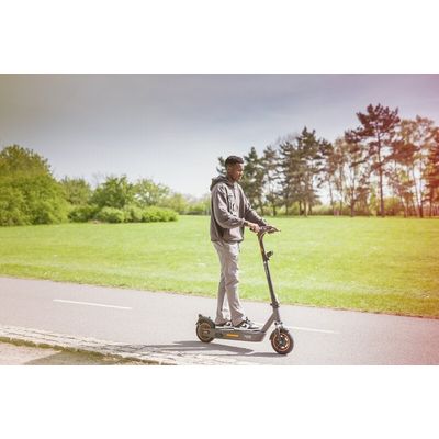 GoGEN GOGS901GT VOYAGER GT S901, černá, APP