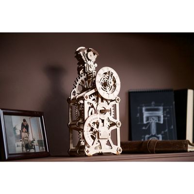 Ugears 3D dřevěné mechanické puzzle Hodiny motoru