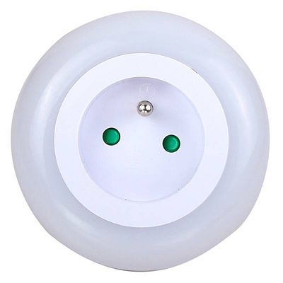 Retlux RNL 101 LED Noční světlo s průchozí zásuvkou