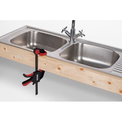 Kreator KRT552204 - Jednoruční svorka 700mm