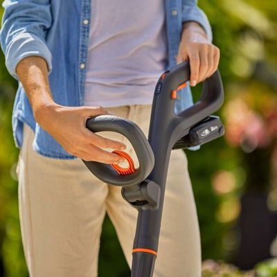 Gardena 14820-55 Akumulátorový kartáč na plevel EasyWeed 1800/18V P4A, solo