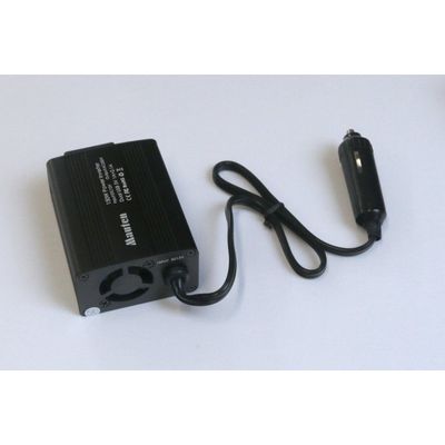 Eurocase měnič napětí DC/AC, 12V/220V, 150W, USB 2*5V/500mA, autozástrčka (MT-MX150)