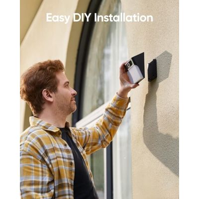Eufy Solar Wall Light Cam S120 (T81A0311)