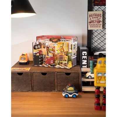 RoboTime miniatura domečku Garáž