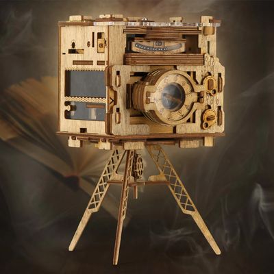 iDventure Hlavolam úniková místnost Sherlocks Camera