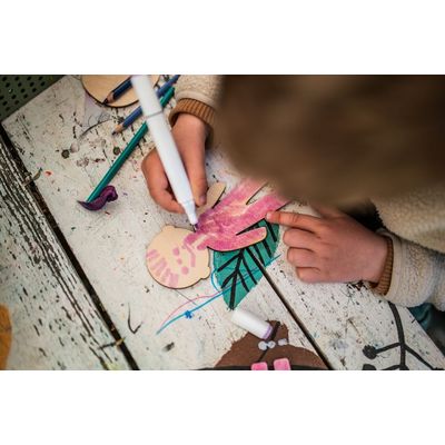 BeWooden Maluj a obkresluj - Velká rodina 10 ks
