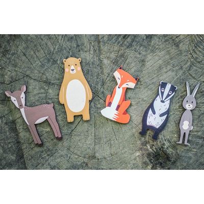 BeWooden Dřevěná nálepka na zeď i jinam jezevec