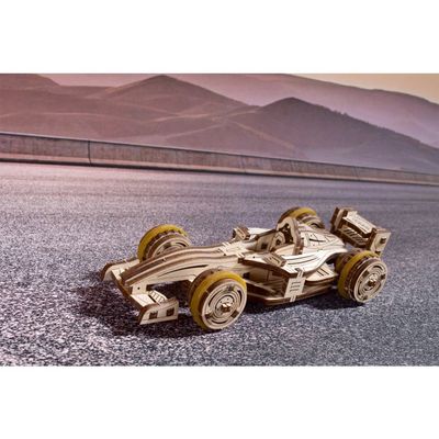 Ugears 3D dřevěné mechanické puzzle Compact Racer
