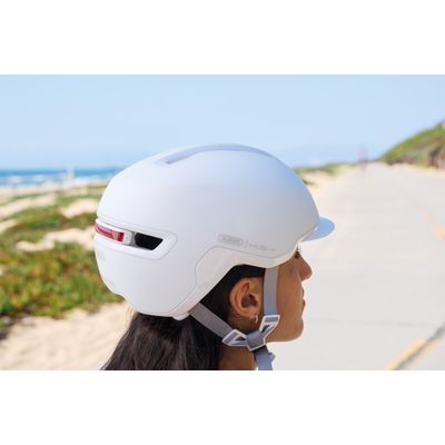 Abus HUD-Y pure white, vel.S / helma