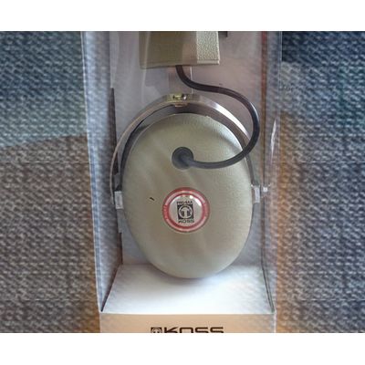 KOSS PRO 4AA