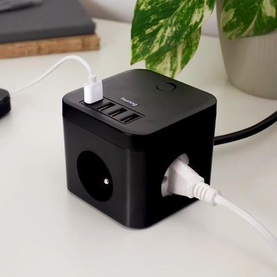 Nabíjecí stanice Huslog 12W 3xzásuvka, 4xUSB černá