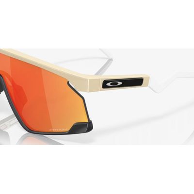Sluneční brýle OAKLEY BXTR MATTE DESERT TAN / prizm RUBY