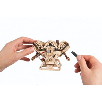 Ugears 3D dřevěné mechanické puzzle Motor V8
