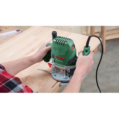 Bosch POF 1400 ACE + 6 frézovacích bitů (0.603.26C.801