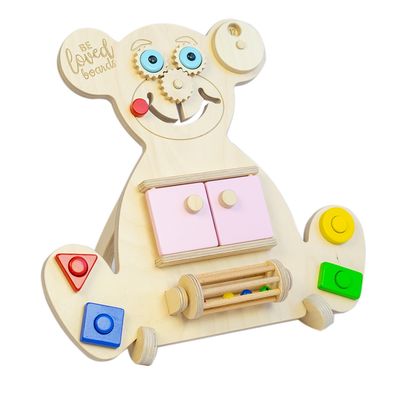 Beloved boards Vzdělávací medvídek BUSY BOARD - MINI růžové dvířka