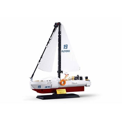 Sluban Model Bricks M38-B1190 Rychlá loď Rodeo v měřítku 1:35