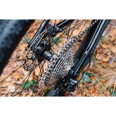 Celoodpružené kolo MMR KENTA 10 - Light Grey N Black - vel.L 24/2025