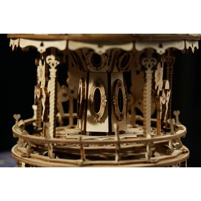 RoboTime 3D skládačka hrací skříňky Romantický kolotoč