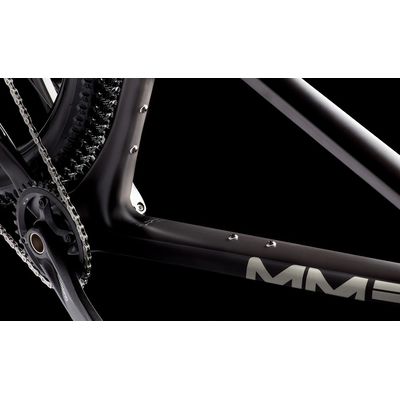 Horské kolo MMR RAKISH 00 - Carbon N Chrome - vel.M 2025