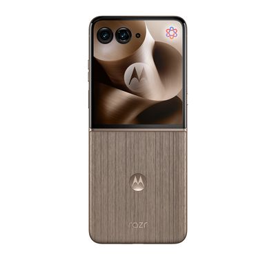 Motorola Razr 60 Ultra PANTONE Mountain trail (dřevo)