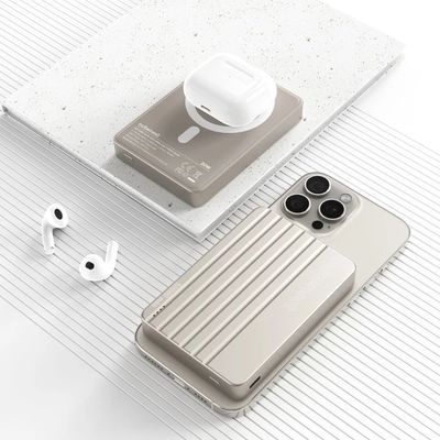 Cubenest Magnetická bezdrátová powerbanka Slim 10000 mAh S1B2 - titanová