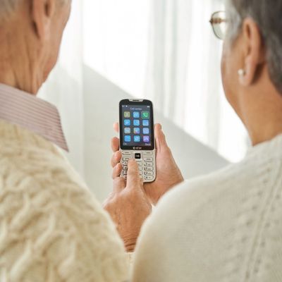 Mobilní telefon eSTAR X35, CZ lokalizace