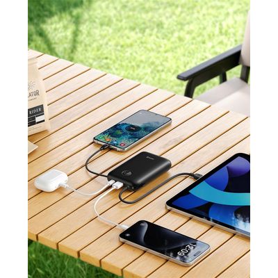 SWISSTEN POWER BANK VOLTBOX 35W 20000 mAh S INTEGROVANÝMI KABELY USB-C A LIGHTNING ČERNÁ