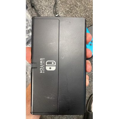 Nintendo Switch (OLED) Neon Red & Blue - rozbalené / použité