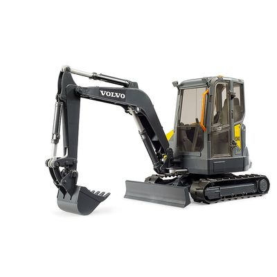 Bruder Rypadlo Volvo ECR40
