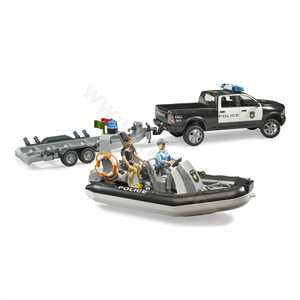 Bruder RAM Policejní auto s člunem a se dvěma figurkami